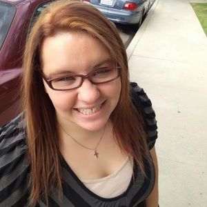 Meet your Posher, Alyssa